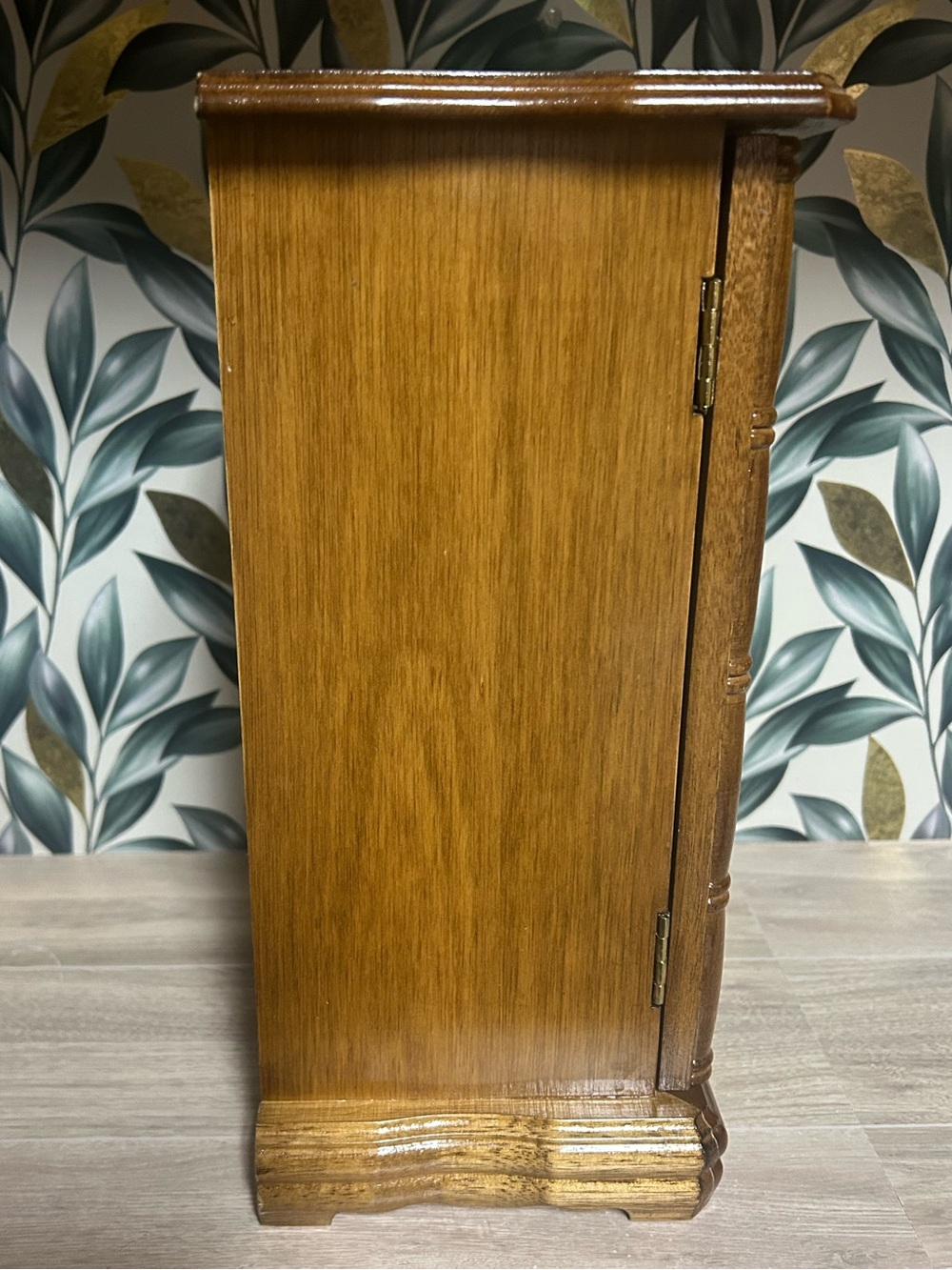 Vintage Powell Lighted Wood Jewelry Box Armoire - Picture 4 of 13